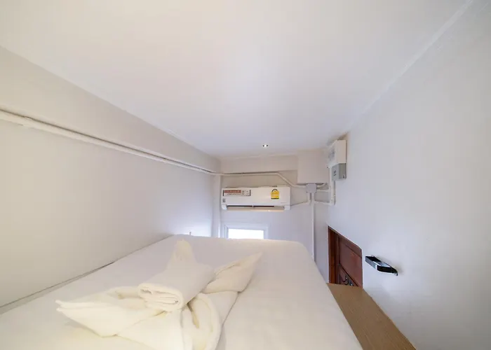 Oh 72 Apartahotel